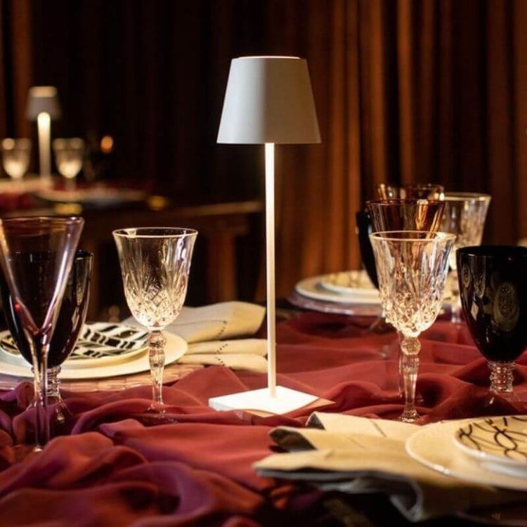 Tafellamp Italiaanse style - Draadloos en Touch-Sensitive Led